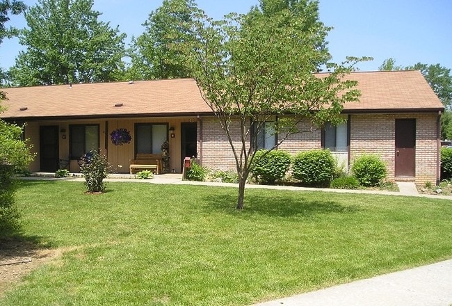 Primary Photo - Creekside Apartments