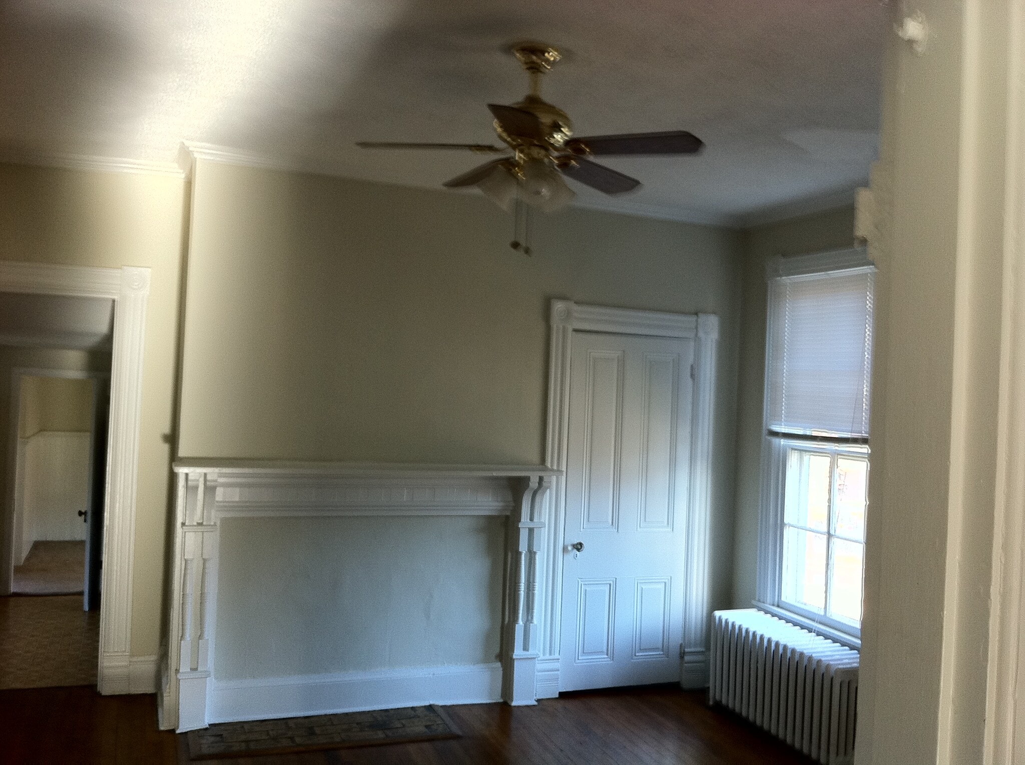 Building Photo - 703 Locust St