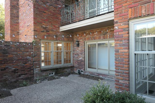 Building Photo - 4100 Lovers Ln