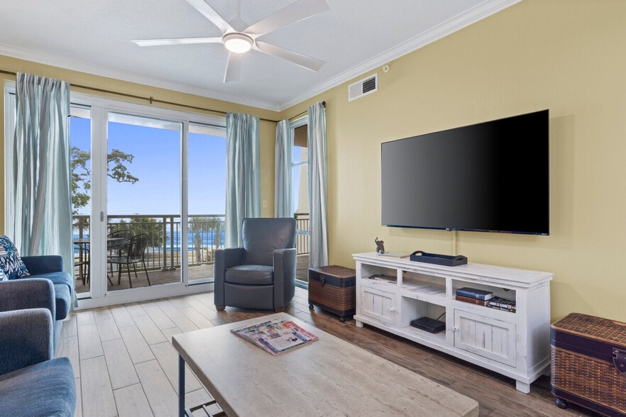 Building Photo - 2230 Beach Blvd