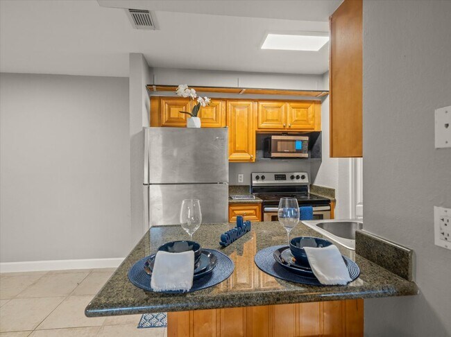 Building Photo - 230 Thorntree Pl