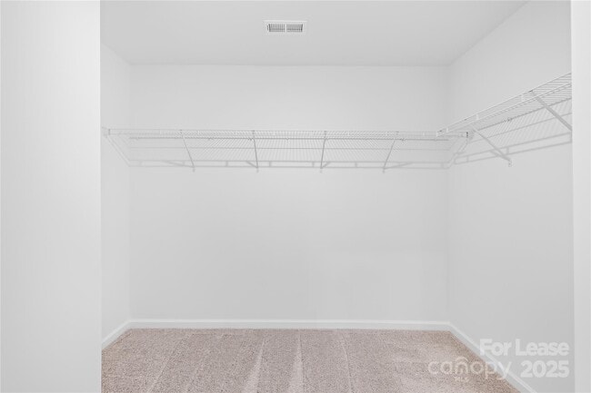 Building Photo - 744 Lock Haven Dr NW