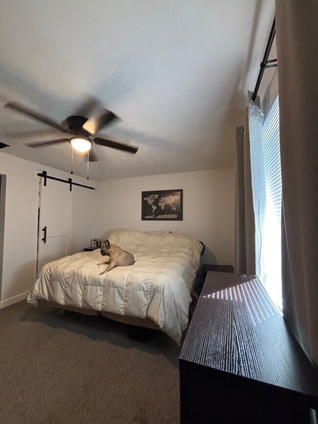 Building Photo - 2063 Oak Meadow Cir