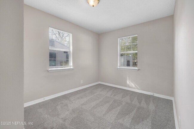 Building Photo - 2971 W 16th St