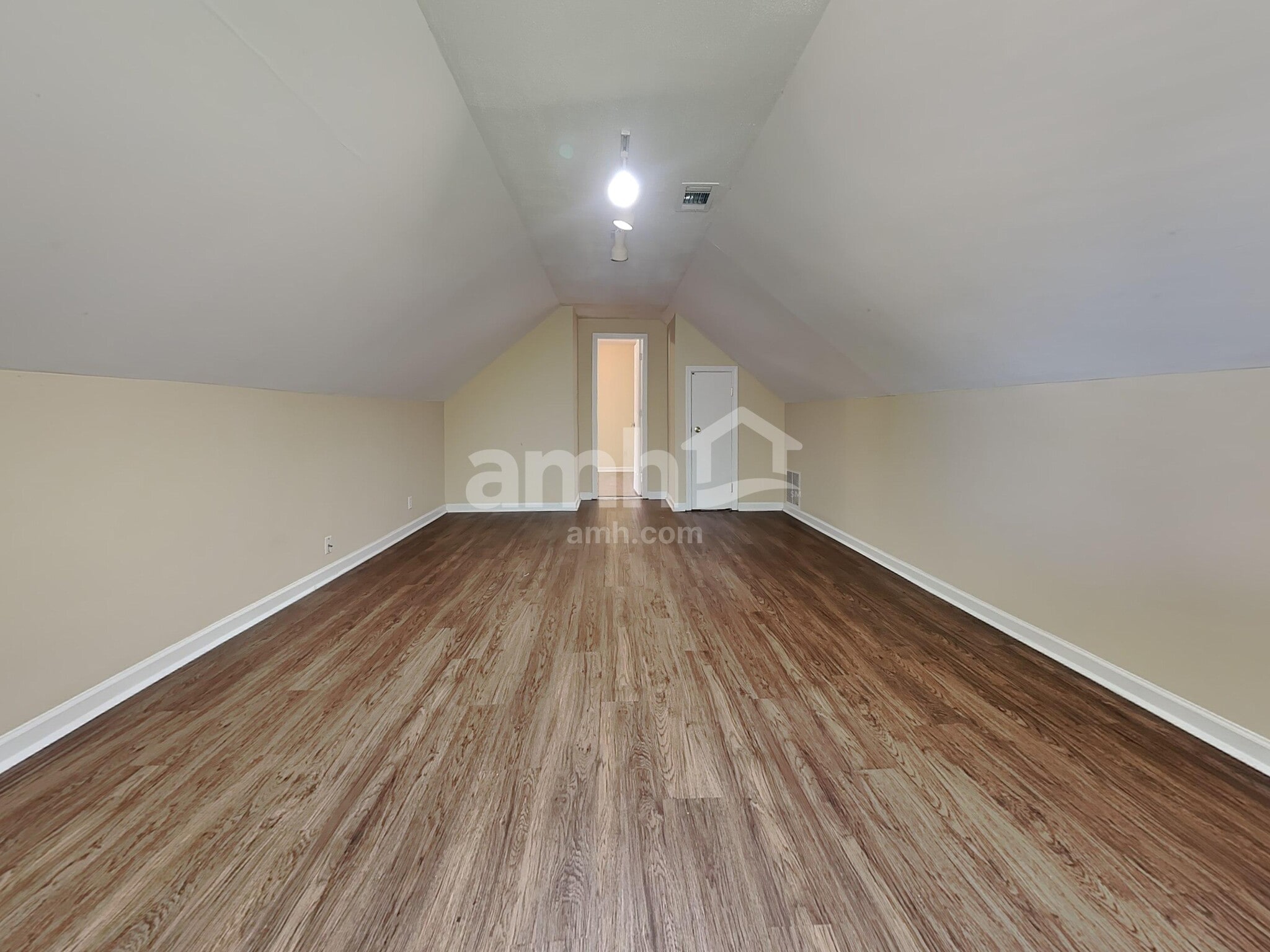 Building Photo - 5802 Eagleston Dr