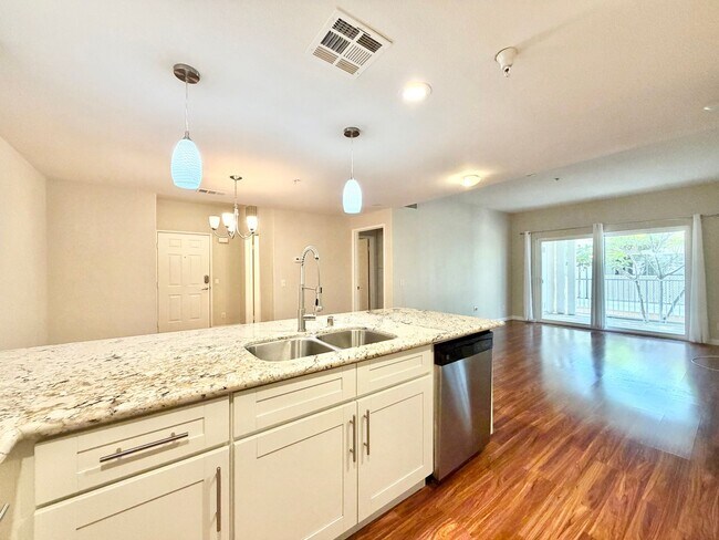 Building Photo - Stylish 2 Bedroom 2 Bathroom 1 Car Garage with Resort Style Amenities in Prime Temecula Location