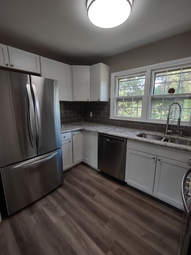 Building Photo - Newly Renovated Condo located in "Coventry...