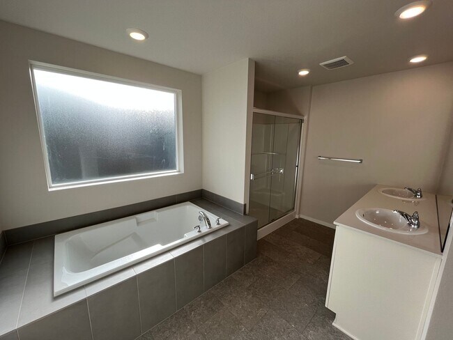 Building Photo - Brand New Construction Across from Park