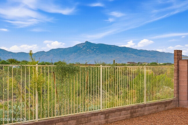 Building Photo - 8774 S Cir. Generoso