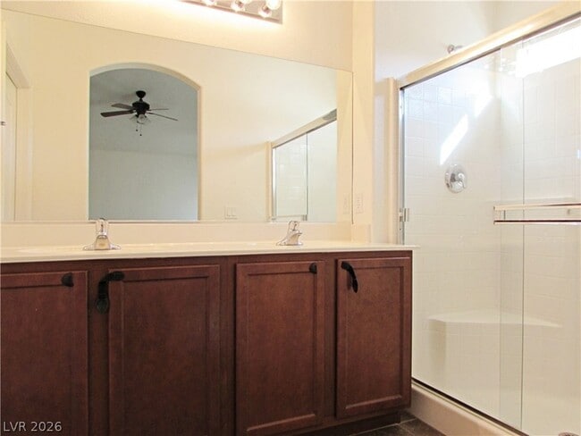 Building Photo - 10424 Madagascar Palm St