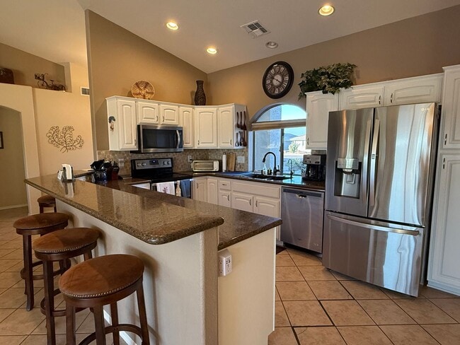 Building Photo - SUNLAND SPRINGS 55+ CORNER LOT 3 BEDROOM 2 BATHROOM FULLY FURNISHED HOME