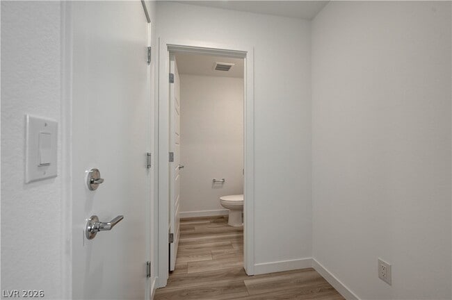 Building Photo - 2124 Abraham Ave