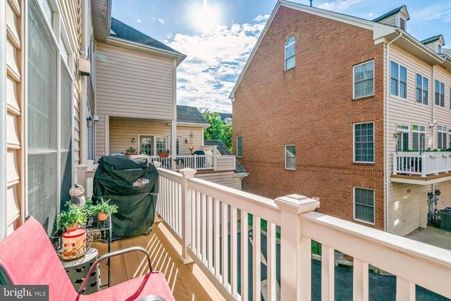 Building Photo - 456 Ferdinand Day Dr