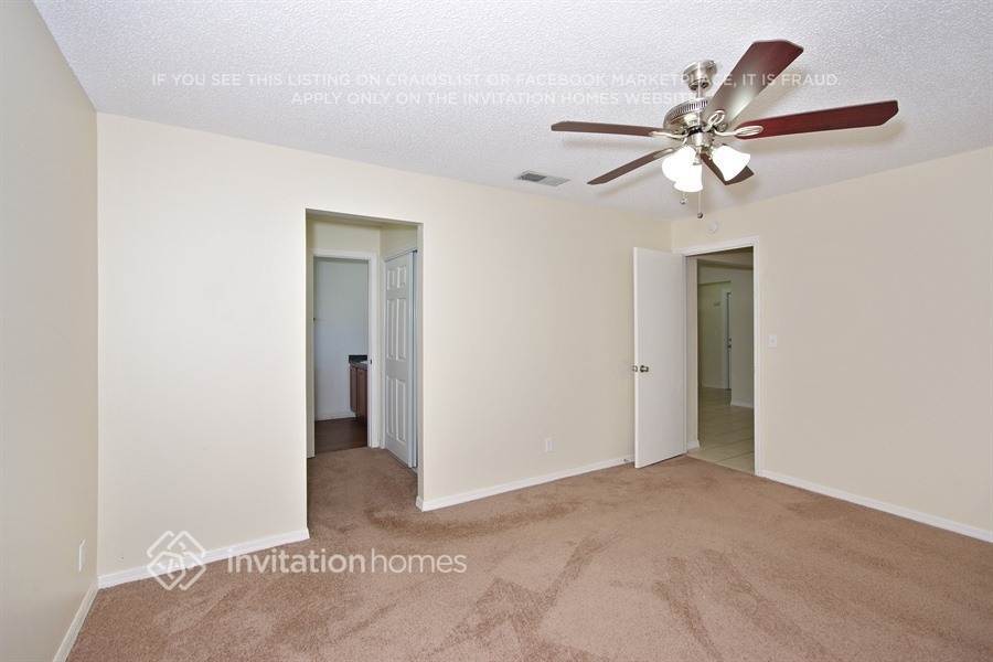 Building Photo - 1752 W Cheryl Dr