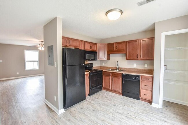 Building Photo - 513 Patriot Park Ct