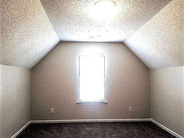 Building Photo - 4038 River Falls Dr