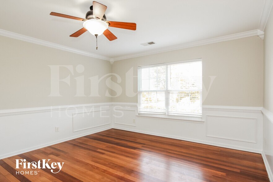 Building Photo - 11319 Breezehill Ln