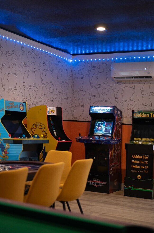 Building Photo - 1775 Harbor Rd