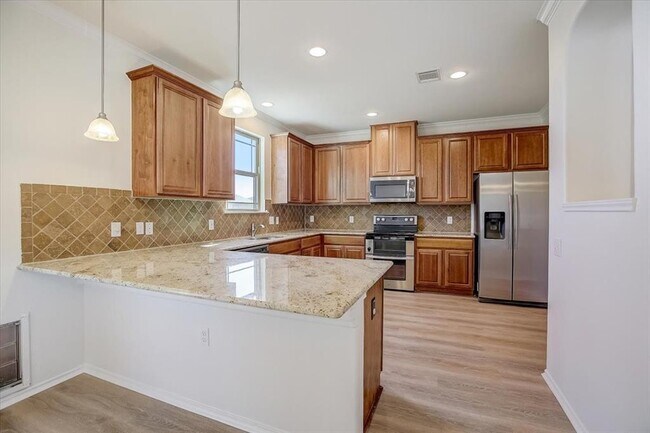 Building Photo - 6800 Sunderland Trail