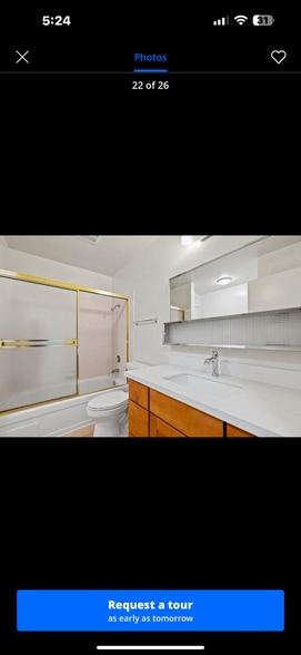 Full Bathroom - 410 Auburn Way