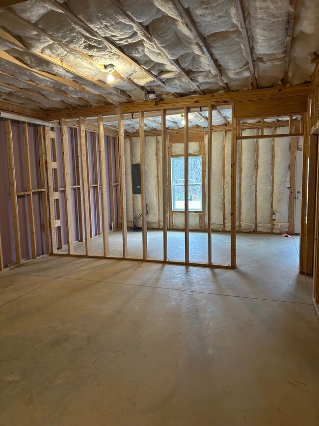 Building Photo - 74 Pelt Ln