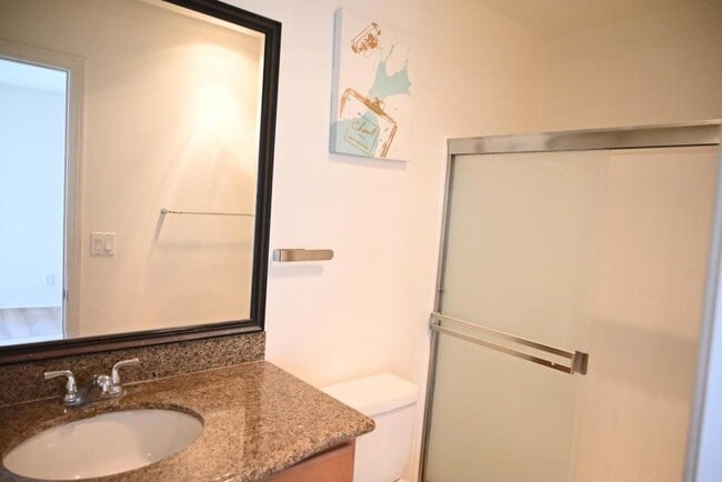 Building Photo - 23306 Marigold Ave