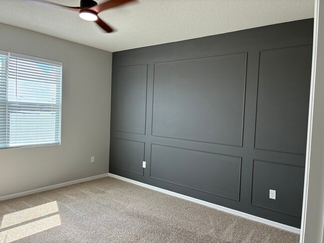 Building Photo - 5385 Sunshine Dr