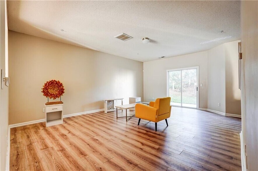 Building Photo - 2837 Laurel Ridge Cir