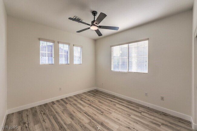 Building Photo - 11489 Belmont Lake Dr