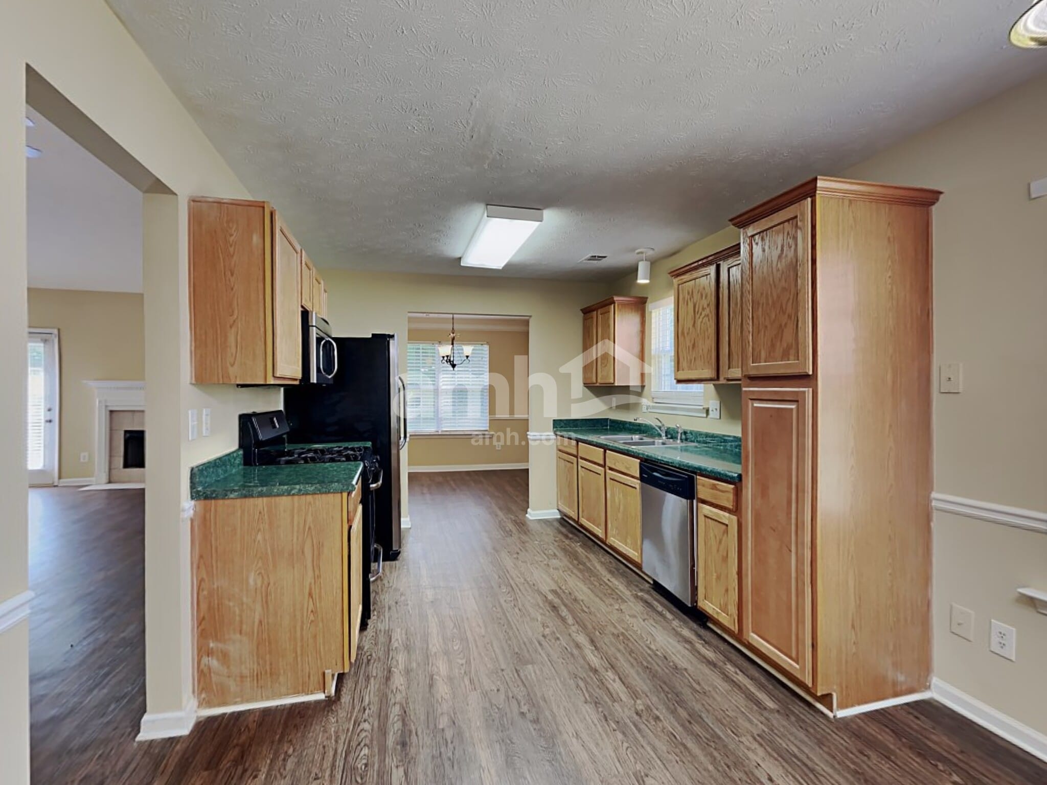 Building Photo - 1225 Stephens Pond View