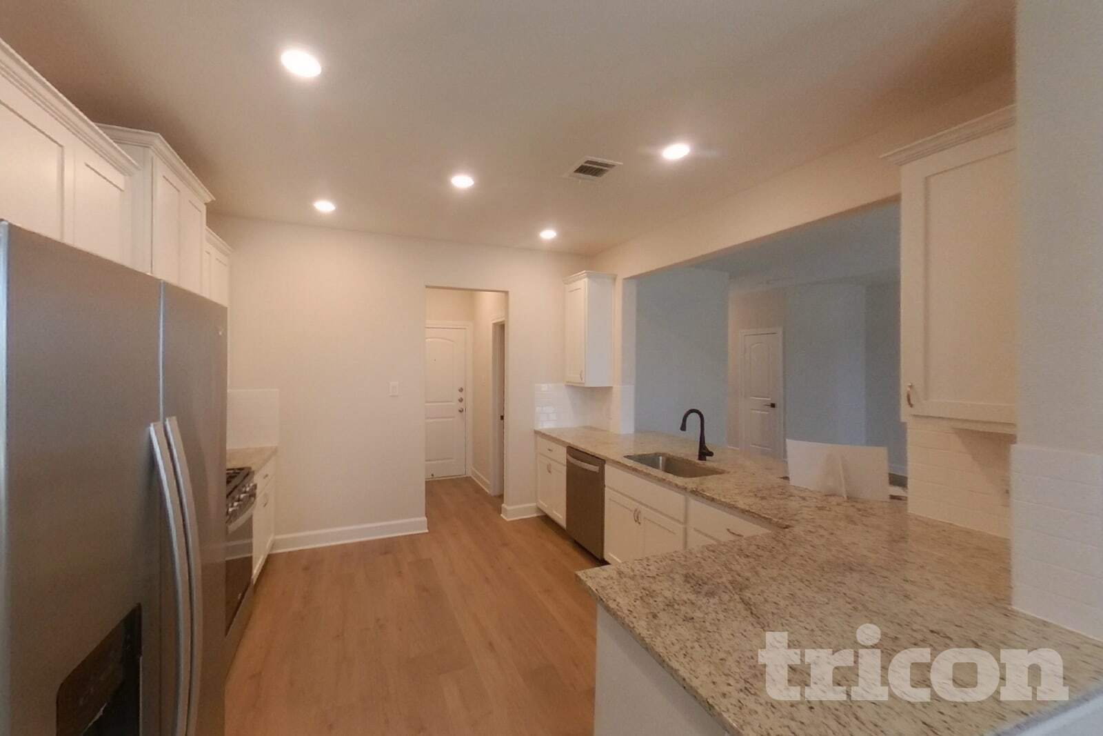 Building Photo - 1209 Bullock Dr
