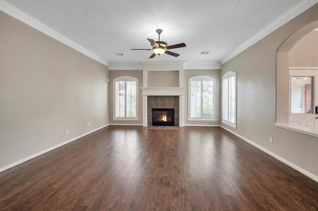 Building Photo - 2711 Sica Hollow Ln