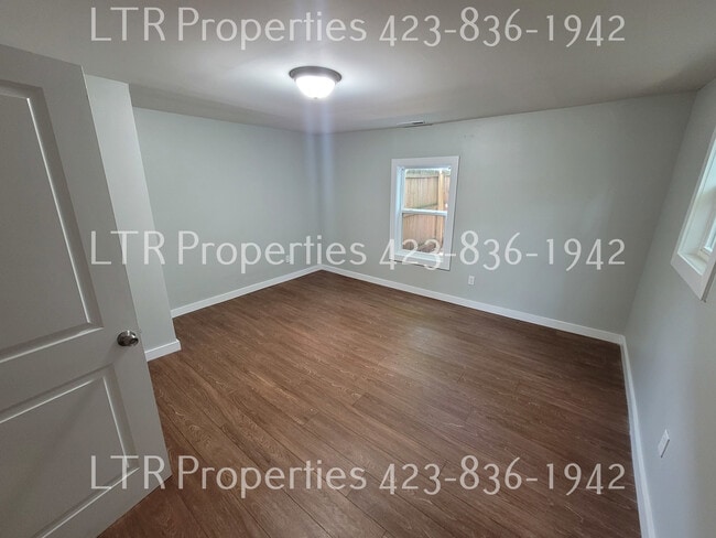 Building Photo - Flynn st (1203