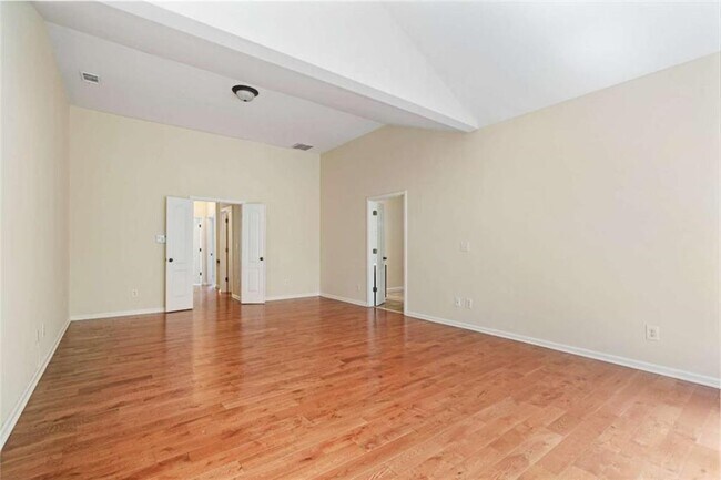 Building Photo - 5095 Hastings Terrace