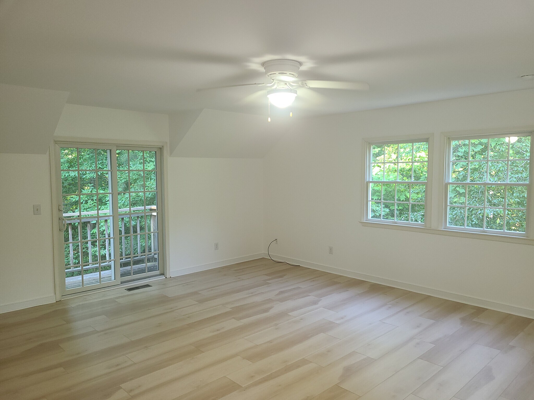 Building Photo - 111 Oyster Cove Lndg