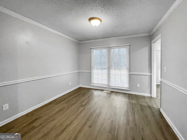 Building Photo - 3006 Ashland Ct SW