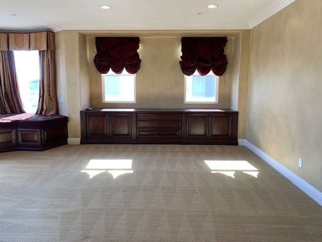 Building Photo - Boat Dock Home | Gated Community | Oxnard ...