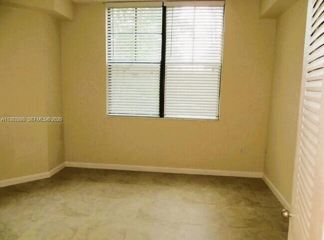 Building Photo - 1919 Van Buren St