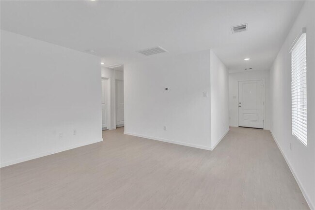 Building Photo - 18229 Pontecorvo Ln