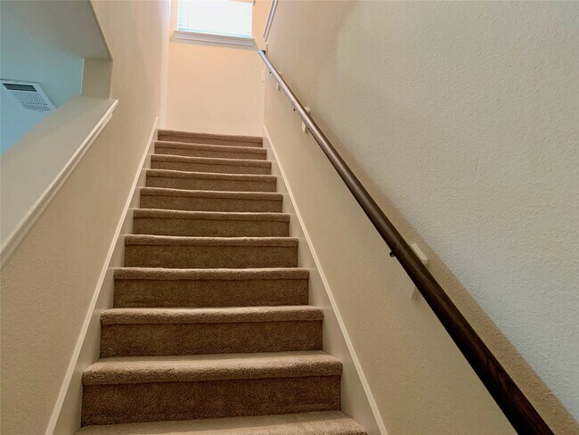 Building Photo - 4622 Falling Sun Dr