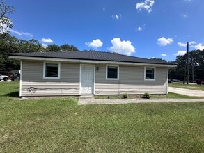 Building Photo - 1507C Oneal Dr.