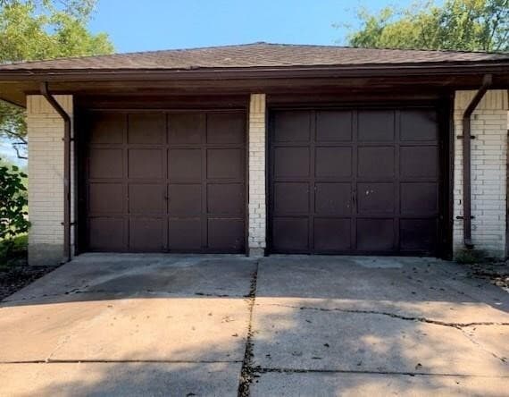 Building Photo - 2123 Williamsburg Ct S