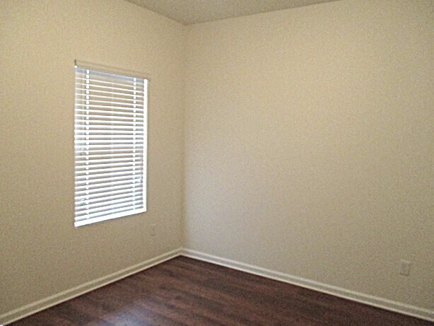 Building Photo - 8179 Coral Vine Ct