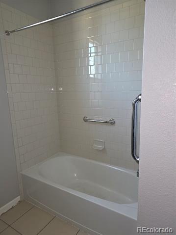 Building Photo - 5556 W 72nd Pl