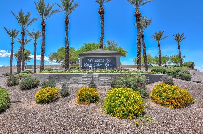 Building Photo - 14227 W Yosemite Dr
