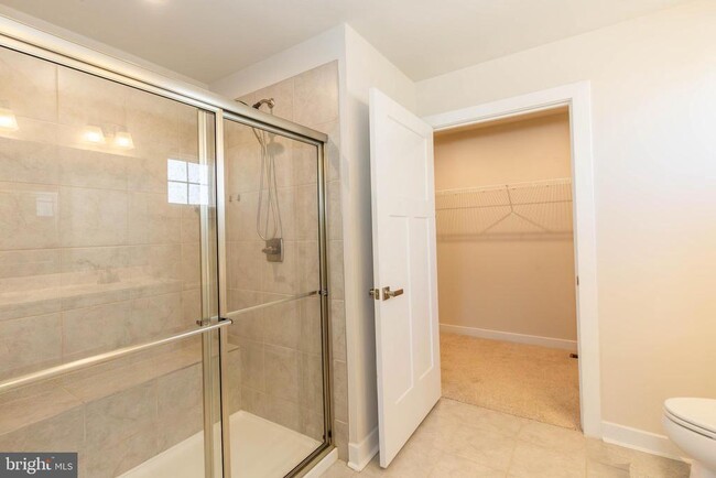 Building Photo - 210 Eternal Way