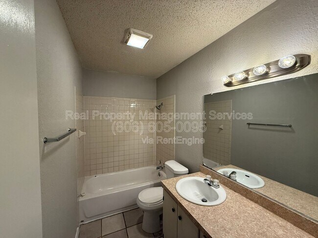 Building Photo - 2121 73rd St