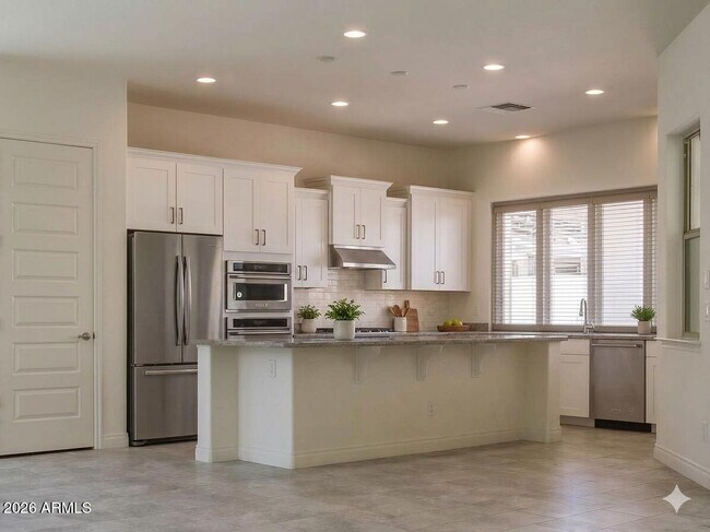 Building Photo - 5221 S Excimer