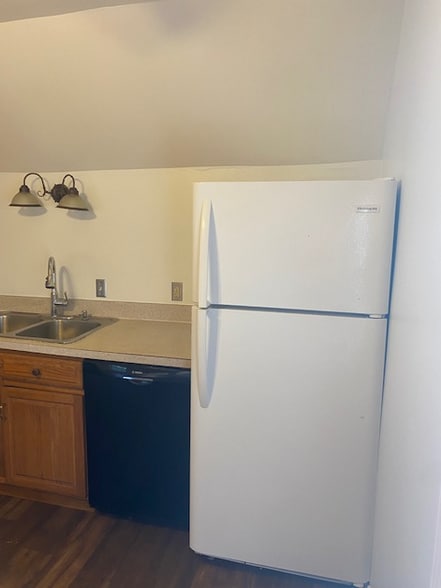 Building Photo - 67 W Pratt St