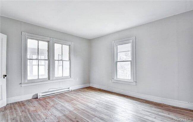 Building Photo - 202 Midland Lake Rd